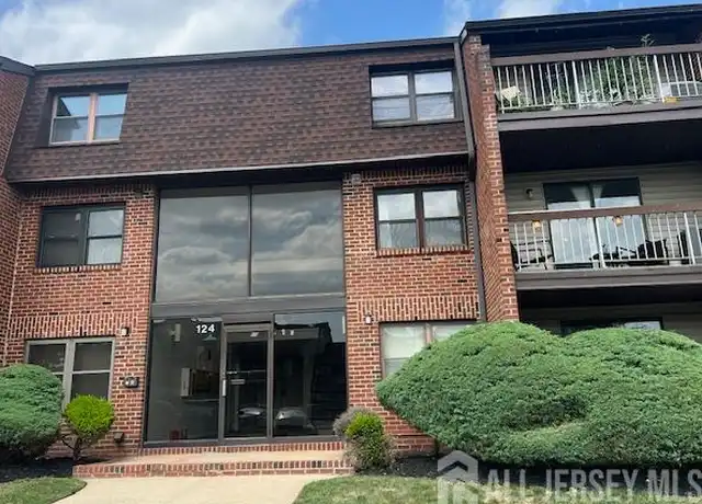 Property at 101 Woodbridge Ter Unit A, Woodbridge, NJ, 07095, 1 bed, 1 bath, [object Object]