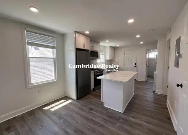 Property at 336 Lowell St, Somerville, MA, 02145, 2 beds, 1 bath, [object Object]
