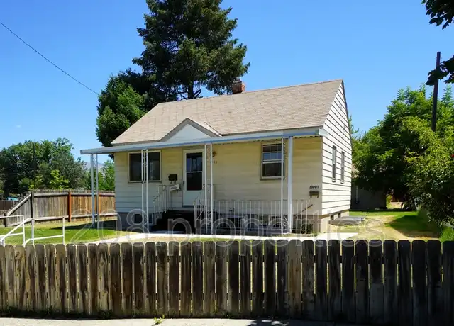 Property at 1200 S Vermont Ave, Boise, ID, 83706, 3 beds, 2 baths, [object Object]