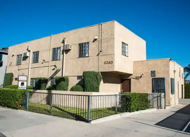 Property at 6260 Vineland Ave Unit 202, North Hollywood, CA, 91606, 1 bed, 1 bath, [object Object]