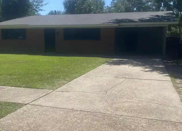 Property at 2319 Duval Dr, Monroe, LA, 71201, 3 beds, 1 bath, [object Object]