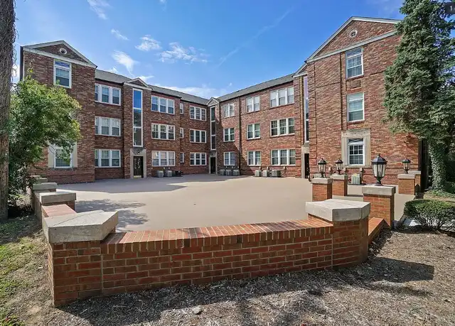 Property at 8056 Davis Dr Unit 80562N, Saint Louis, MO, 63105, 1 bed, 1 bath, [object Object]