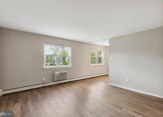 Property at 350 N York Rd Unit A7, Hatboro, PA, 19040, 2 beds, 1 bath, [object Object]