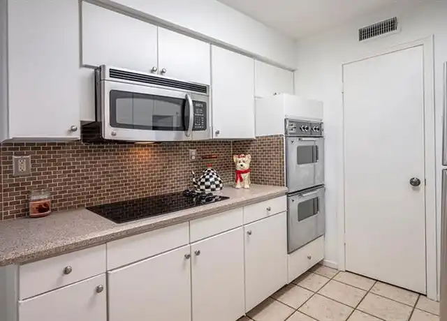 Property at 10767 Villager Rd Unit B, Dallas, TX, 75230, 2 beds, 2 baths, [object Object]