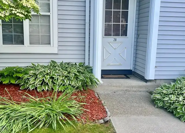 Property at 28 Kent Ct, Middletown, NY, 10940, 2 beds, 2.5 baths, [object Object]
