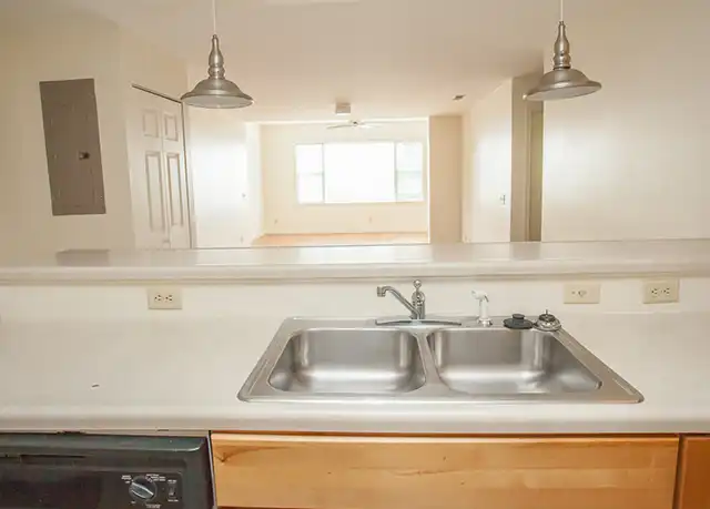 Property at 1321 Mount Clinton Pike, Harrisonburg, VA, 22802, 4 beds, 2 baths, [object Object]