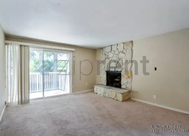 Property at 9807 NE 124th St Apt 204, Kirkland, WA, 98034, 2 beds, 2 baths, [object Object]