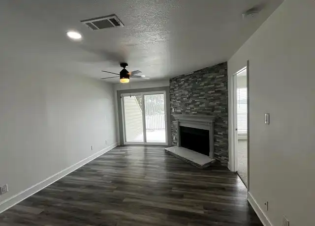 Property at 18800 Egret Bay Blvd #117, Houston, TX, 77058, 2 beds, 2 baths, [object Object]