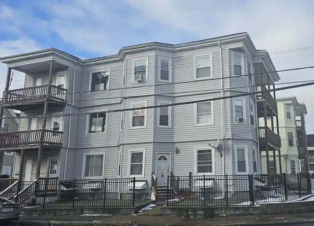 Property at 1087 Warren Ave Unit 2R, Brockton, MA, 02301, 1 bed, 1 bath, [object Object]