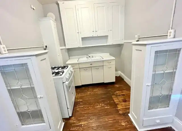 Property at 1376 W 112th St, Cleveland, OH, 44102, 1 bed, 1 bath, [object Object]