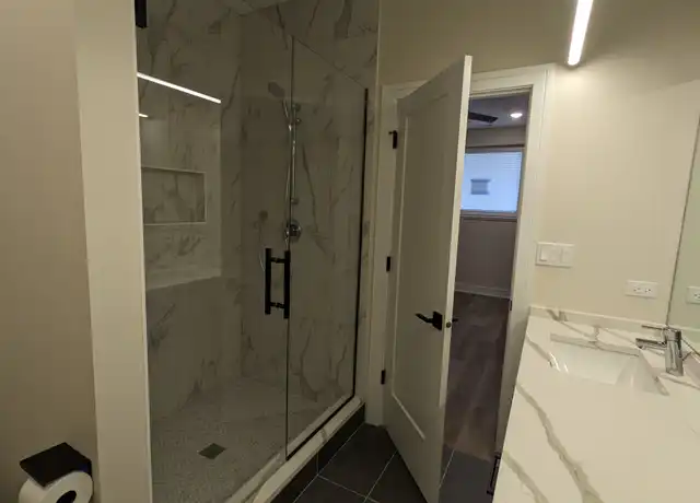 Property at 3762 S Indiana Ave Unit 1, Chicago, IL, 60653, 3 beds, 2 baths, [object Object]