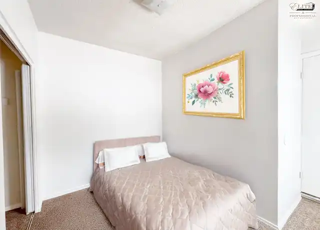 Property at 4161 W Court St, Flint, MI, 48532, 1 bed, 1 bath, [object Object]