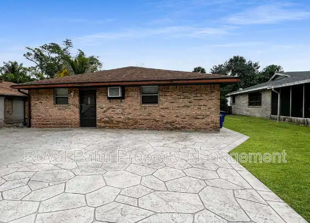Property at 27917 Washington St, Bonita Springs, FL, 34135, 1 bed, 1 bath, [object Object]