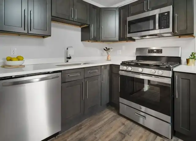 Property at 105 Highland Pl Unit 5, Ithaca, NY, 14850, 2 beds, 1 bath, [object Object]