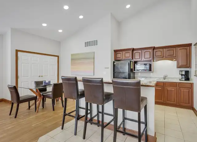 Property at 201 Eaton Ridge Dr, Northfield, OH, 44067, 1-2 bed, 1-2 bath, [object Object]
