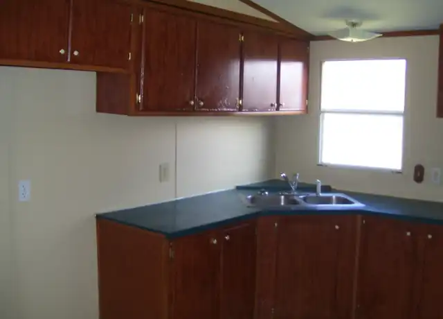 Property at 492 Arnold Rd, New Market, AL, 35761, 2 beds, 2 baths, [object Object]