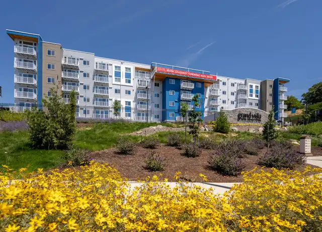 Property at Grand Vista Apartments - 2700 E 5th St, Vancouver, WA, 98661, 1-3 bed, 1-2 bath, [object Object]