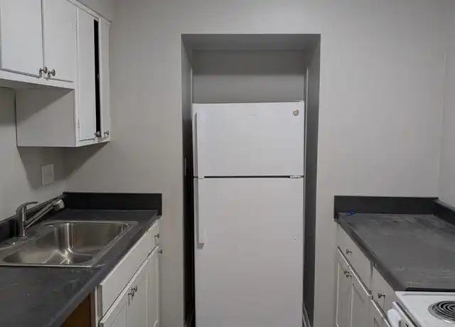 Property at 3879 N Humboldt Blvd Unit 02, Milwaukee, WI, 53212, 2 beds, 1 bath, [object Object]