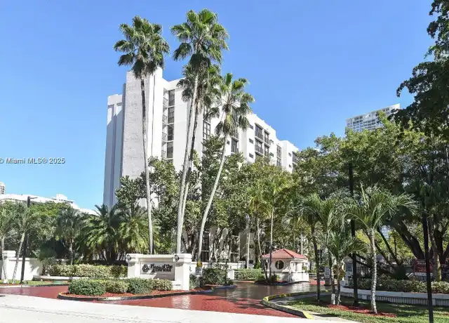 Property at 17021 N Bay Rd #601, Sunny Isles Beach, FL, 33160, 2 beds, 2 baths, [object Object]