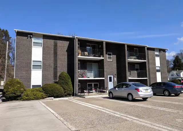 Property at 1382 Bower Hill Rd Unit 1, Bridgeville, PA, 15017, 1 bed, 1 bath, [object Object]