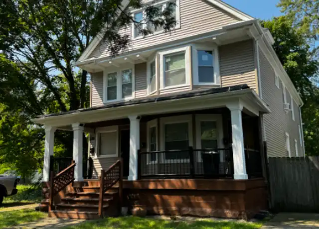 Property at 1380 E 85th St Unit 3, Cleveland, OH, 44106, 2 beds, 1 bath, [object Object]