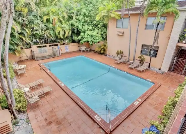 Property at 218 Santillane Ave #1, Coral Gables, FL, 33134, 1 bed, 1.5 baths, [object Object]