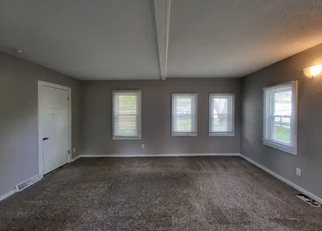 Property at 3840 15th St, Des Moines, IA, 50313, 1 bed, 1 bath, [object Object]