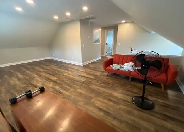 Property at 1623 Franklin Park S Unit 5, Columbus, OH, 43205, 1 bed, 1 bath, [object Object]