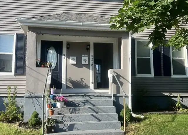 Property at 92 Lawrence St Unit A, Framingham, MA, 01702, 3 beds, 1 bath, [object Object]