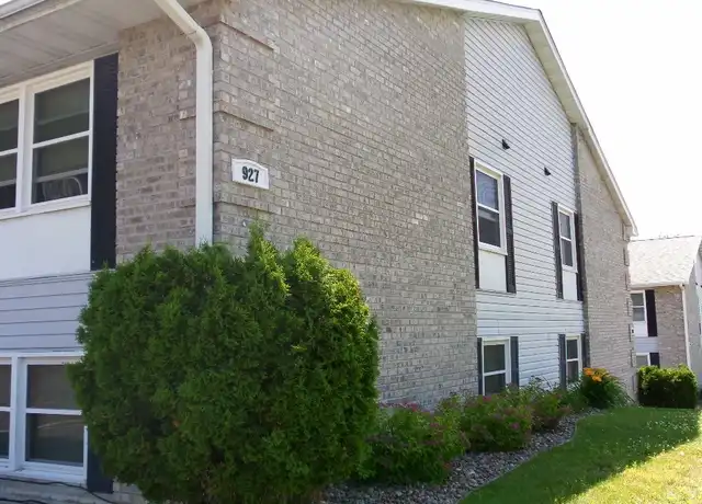 Property at 927 Briar Ln Unit 4, Altoona, WI, 54720, 2 beds, 1 bath, [object Object]