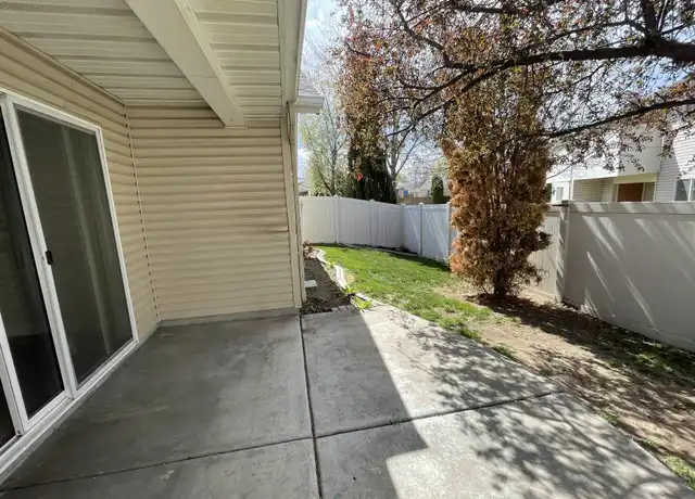 Property at 1321 N Gallant Ln, Meridian, ID, 83642, 3 beds, 2 baths, [object Object]