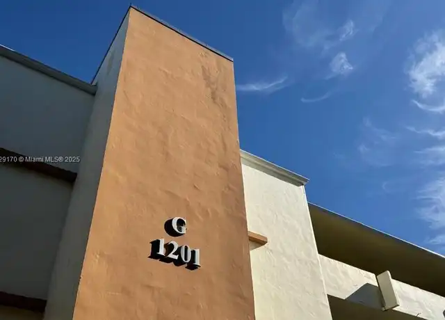 Property at 1201 NE 191st St Unit G313, Miami, FL, 33179, 1 bed, 1.5 baths, [object Object]
