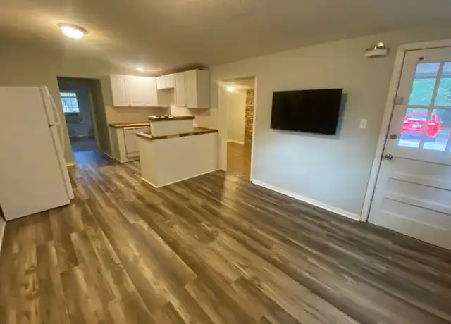 Property at 363 Savannah Ave, Statesboro, GA, 30458, 1 bed, 1 bath, [object Object]