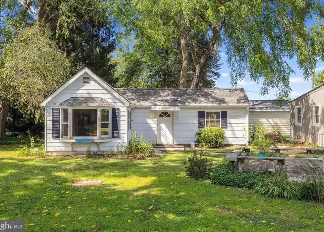 Property at 13 Penn Lyle Rd, Princeton Junction, NJ, 08550, 1 bed, 1 bath, [object Object]