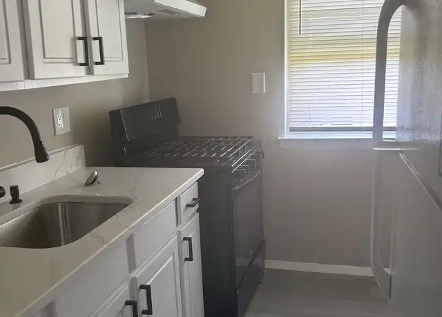 Property at 3921 Maine Ave Unit B2, Baltimore, MD, 21207, 2 beds, 1 bath, [object Object]