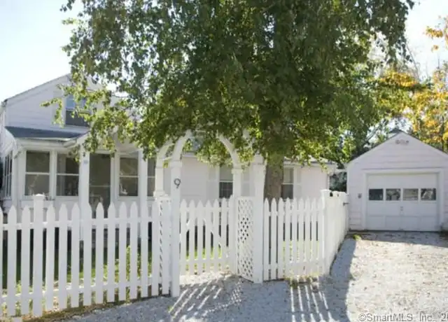 Property at 9 Rowland Pl, Westport, CT, 06880, 3 beds, 2 baths, [object Object]