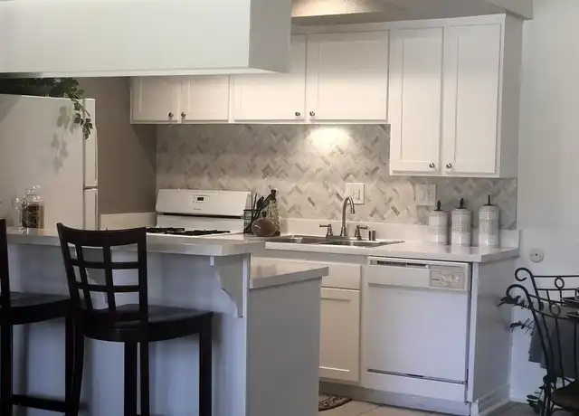 Property at Alders - 15652 Williams St, Tustin, CA, 92780, 1-2 bed, 1 bath, [object Object]