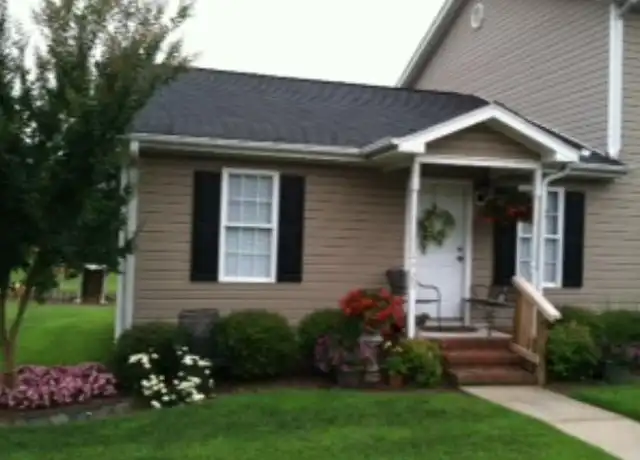 Property at 721 Lawndale Dr, Reidsville, NC, 27320, 2 beds, 2 baths, [object Object]