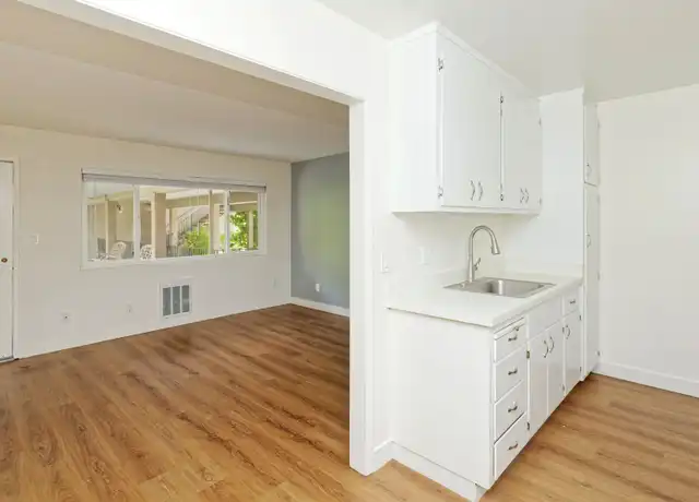 Property at 540 Callan Ave Unit 103, San Leandro, CA, 94577, 1 bed, 1 bath, [object Object]