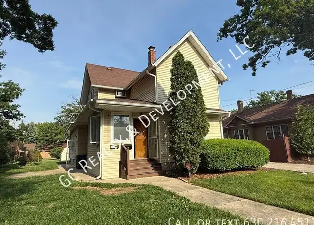 Property at 158 N Liberty St Unit 1, Elgin, IL, 60120, 2 beds, 1 bath, [object Object]