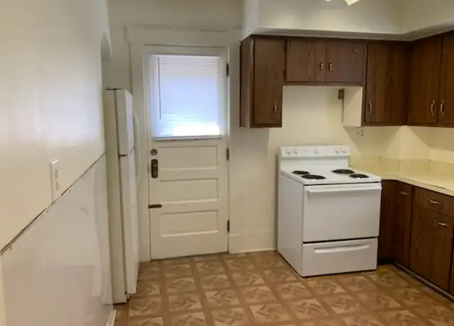 Property at 4505 Clearview Ave, Cincinnati, OH, 45205, 1 bed, 1 bath, [object Object]