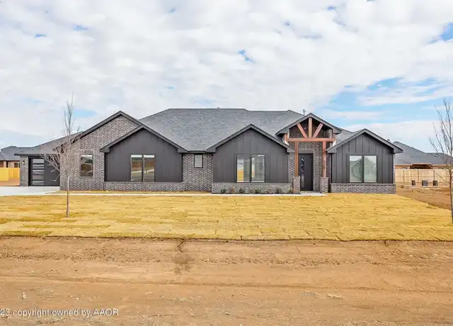 Property at 504 Country Club Dr, Canyon, TX, 79015, 3 beds, 2.5 baths, [object Object]