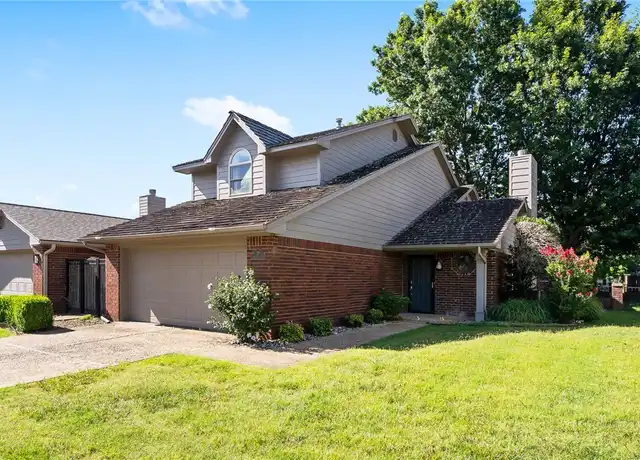 Property at 29 W La Quinta Ct, Rogers, AR, 72758, 3 beds, 2 baths, [object Object]