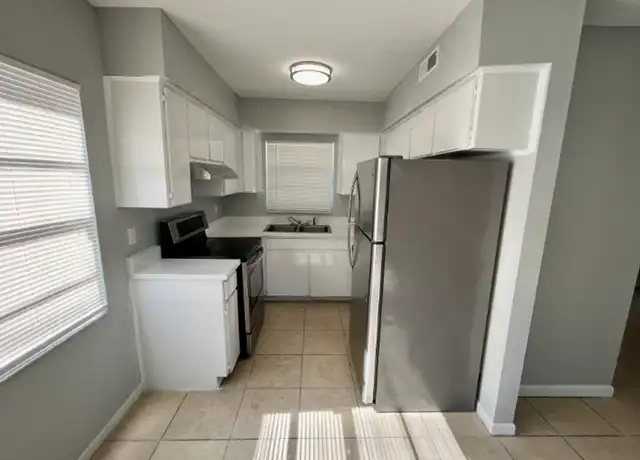 Property at 10234 N Ojus Dr Unit A, Tampa, FL, 33617, 2 beds, 1 bath, [object Object]