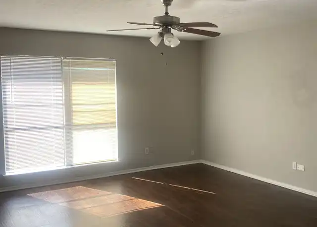 Property at 7124 Nutmeg Ln, Dallas, TX, 75249, 3 beds, 2 baths, [object Object]
