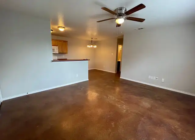 Property at 8024 W Elizabeth Ln Unit 8024, Fort Worth, TX, 76116, 3 beds, 2 baths, [object Object]
