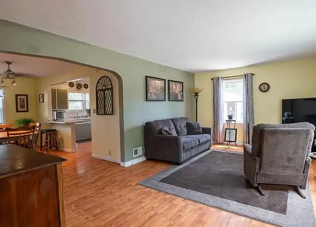 Property at 314 E Ruth St, Mankato, MN, 56001, 3 beds, 2 baths, [object Object]