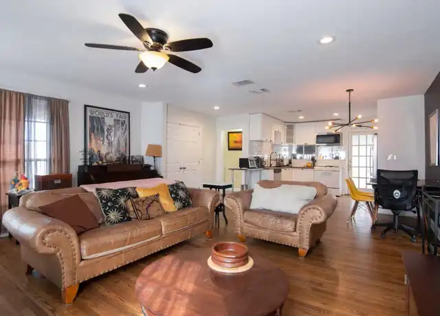 Property at 1305 Newfield Ln, Austin, TX, 78703, 3 beds, 2 baths, [object Object]