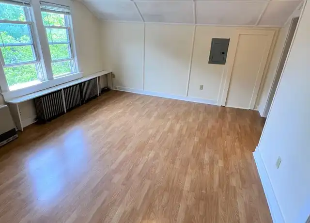 Property at 360 S Winooski Ave Apt G, Burlington, VT, 05401, 0 beds, 1 bath, [object Object]
