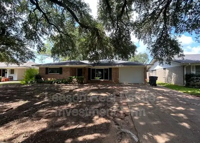 Property at 2038 Lovers Ln, Shreveport, LA, 71105, 3 beds, 1.5 baths, [object Object]